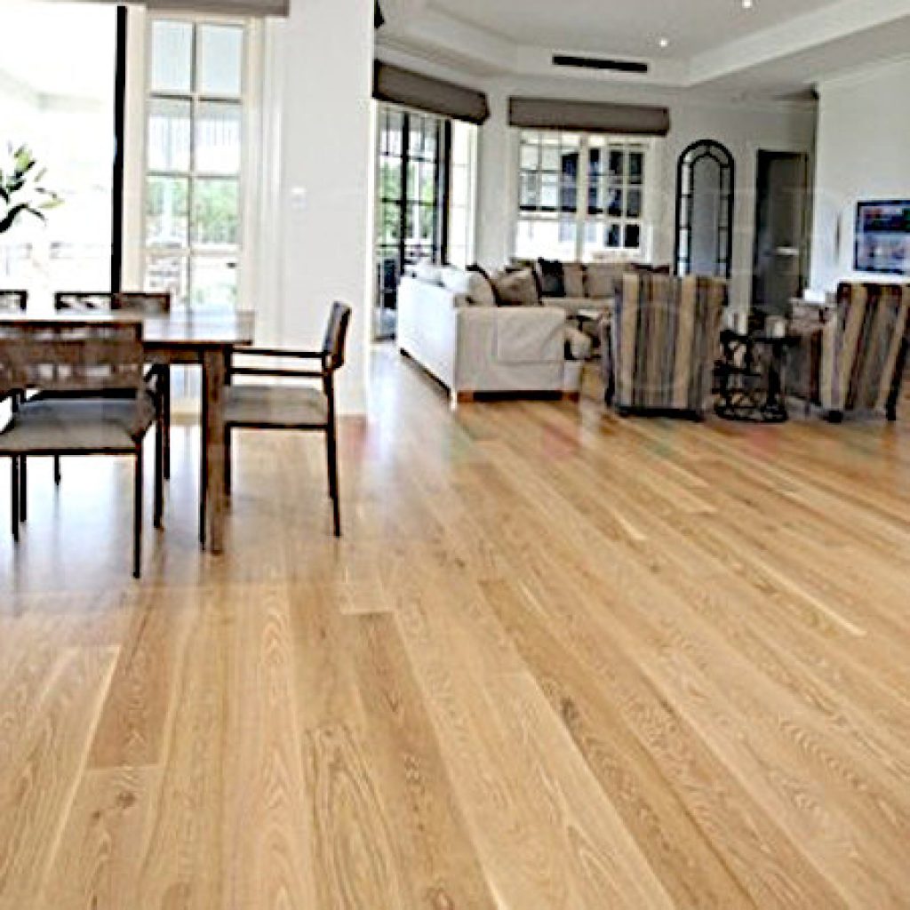 Salon, type de parquet, qualité A