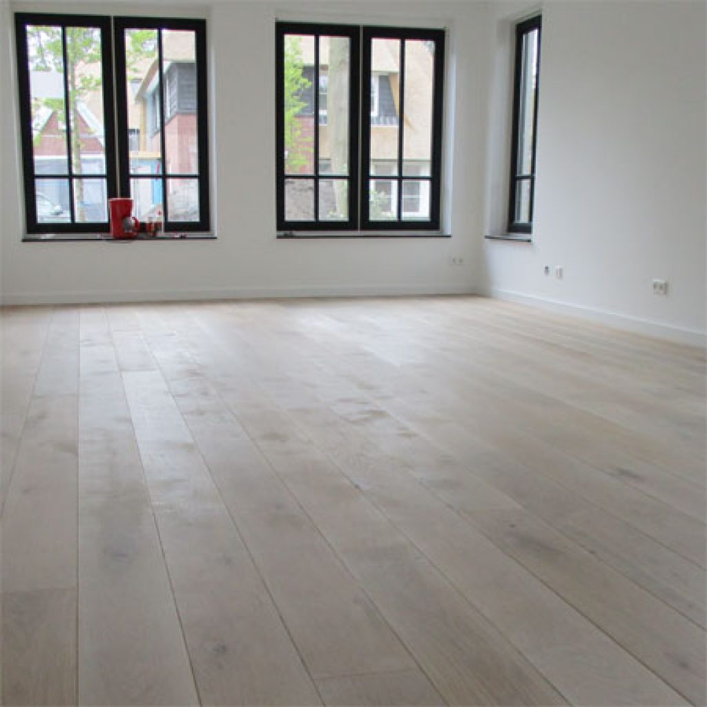 Plancher en chêne BLANCHI