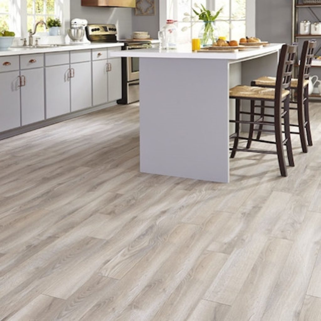 Cuisine, parquet en frêne blanc